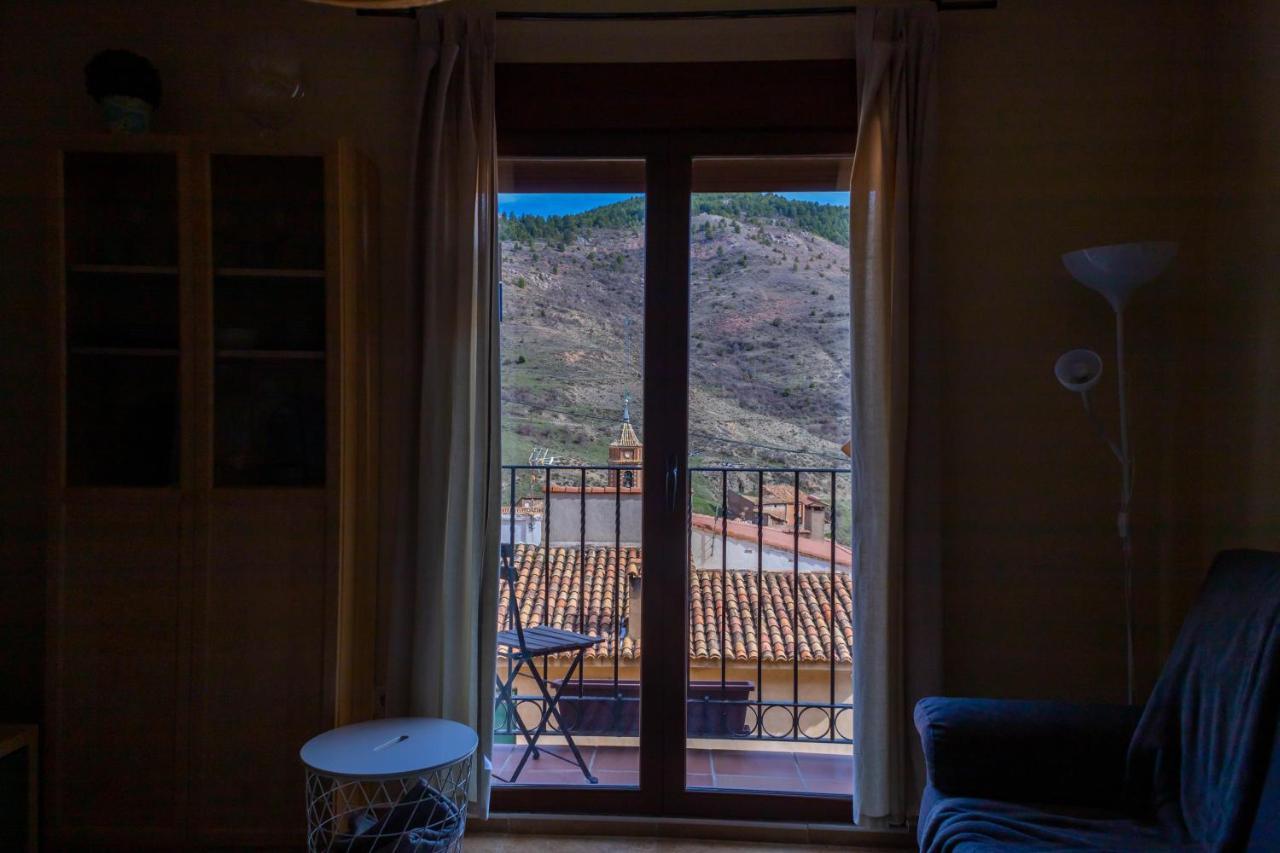 קמרנה דה לה סיירה Apartamento Turistico Javalambre מראה חיצוני תמונה